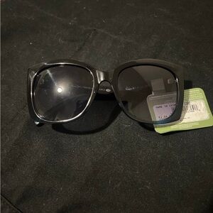 Foster Grant Black Square Sunglasses
